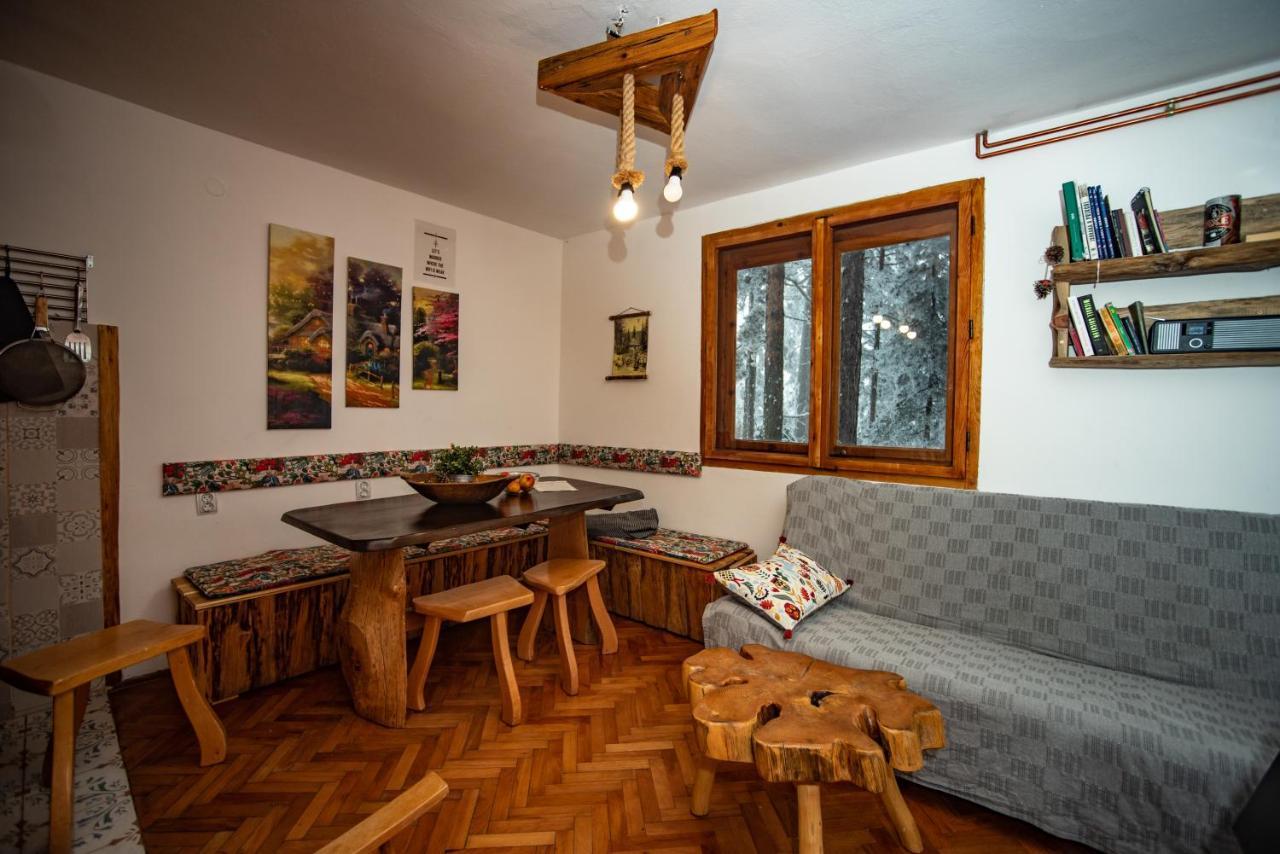 Rustic Home Tara Kaludjerske Bare Exterior photo