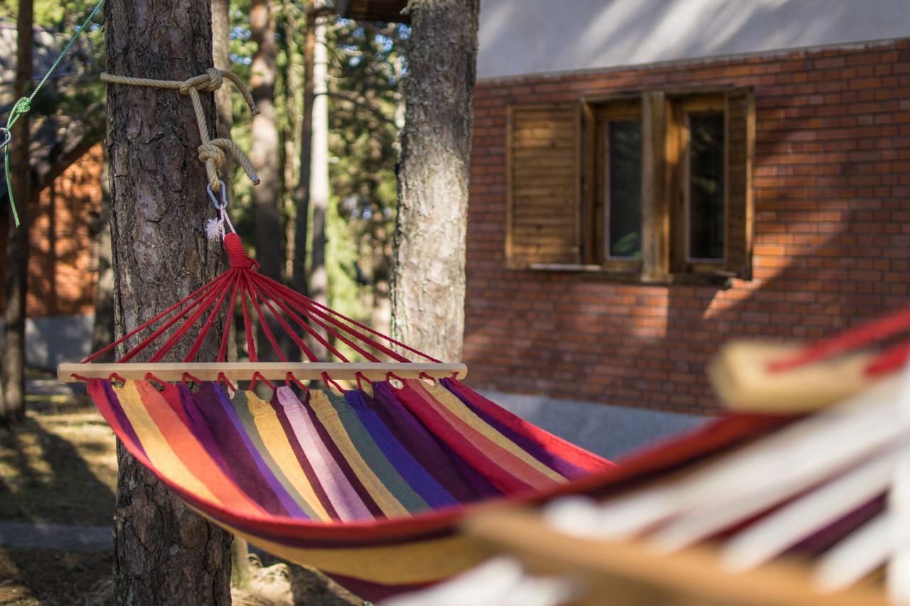 Rustic Home Tara Kaludjerske Bare Exterior photo
